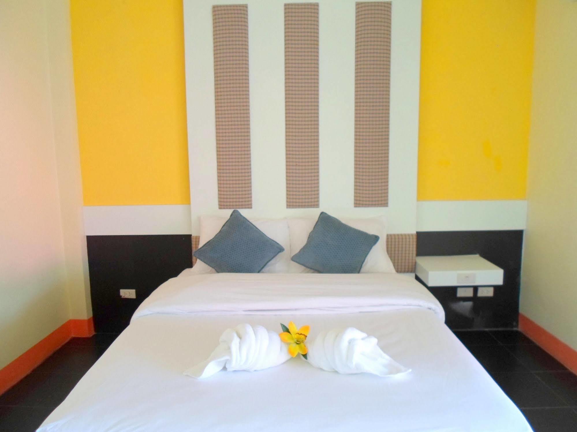 Bantatuk Resort & Restaurant Ban Tha Khun Eksteriør bilde