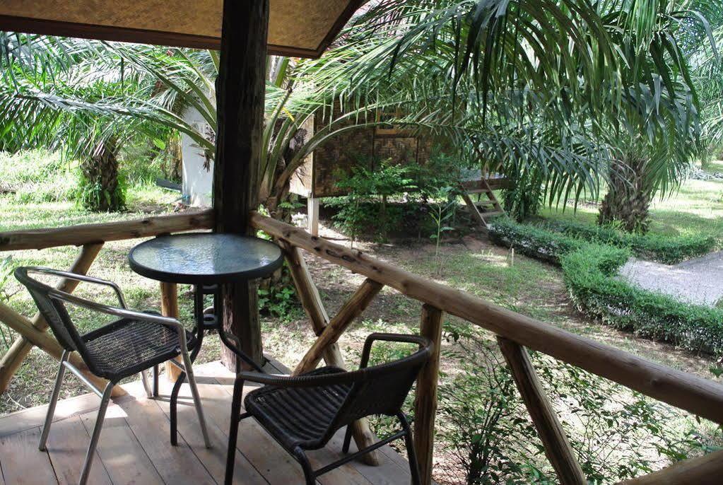 Bantatuk Resort & Restaurant Ban Tha Khun Eksteriør bilde